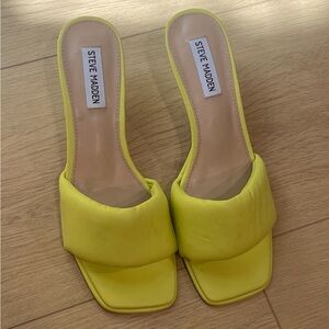 Steve Madden yellow heels, size 9m, like new
